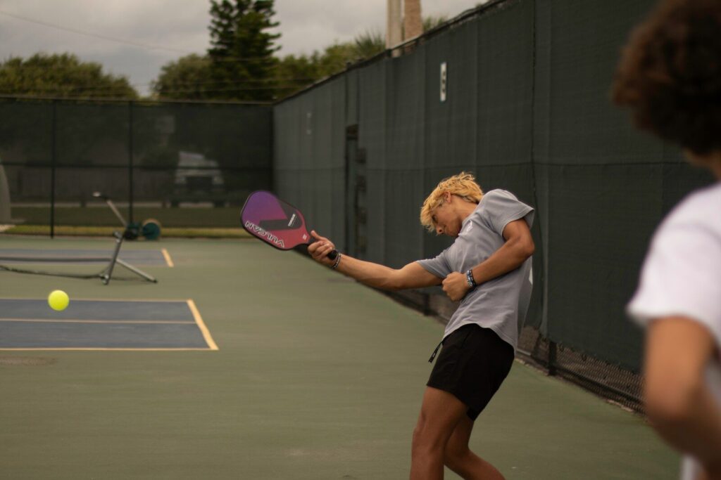 Padel - eller pickleball spiller