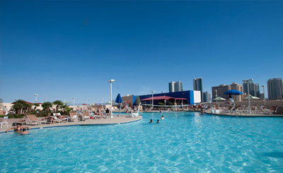 Jeg elsker at holde ferie, og nu er det snart sommerferie